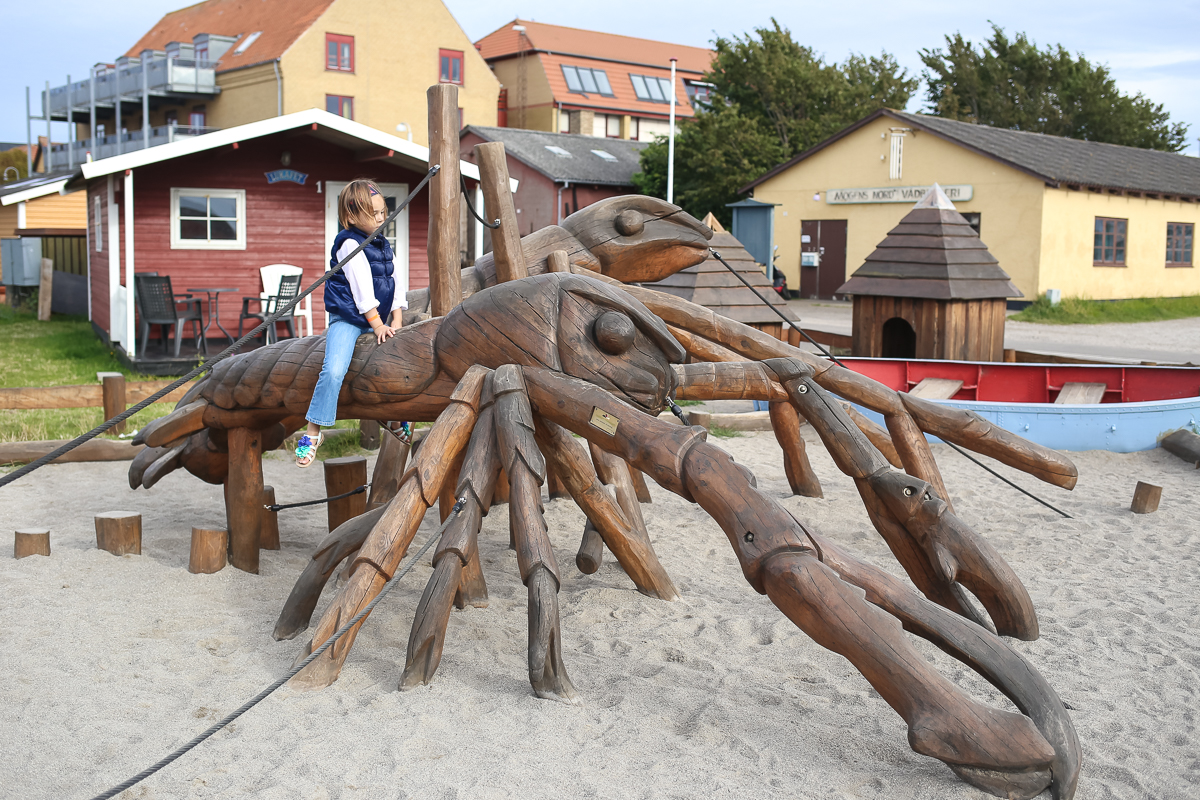 A natural, inspired playground in Hundested Harbor on the Danish Riviera. Play spaces in Denmark always seem to bring together the perfect intersection between nature and play for toddlers and children.